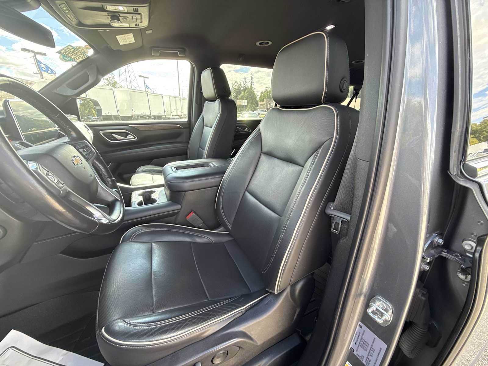Certified 2021 Chevrolet Suburban Premier AWD/4WD image 19