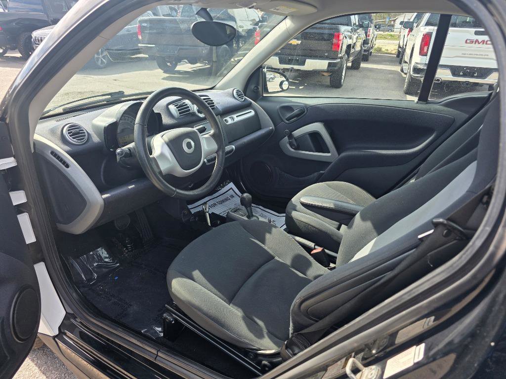 Used 2015 smart fortwo pure image 5