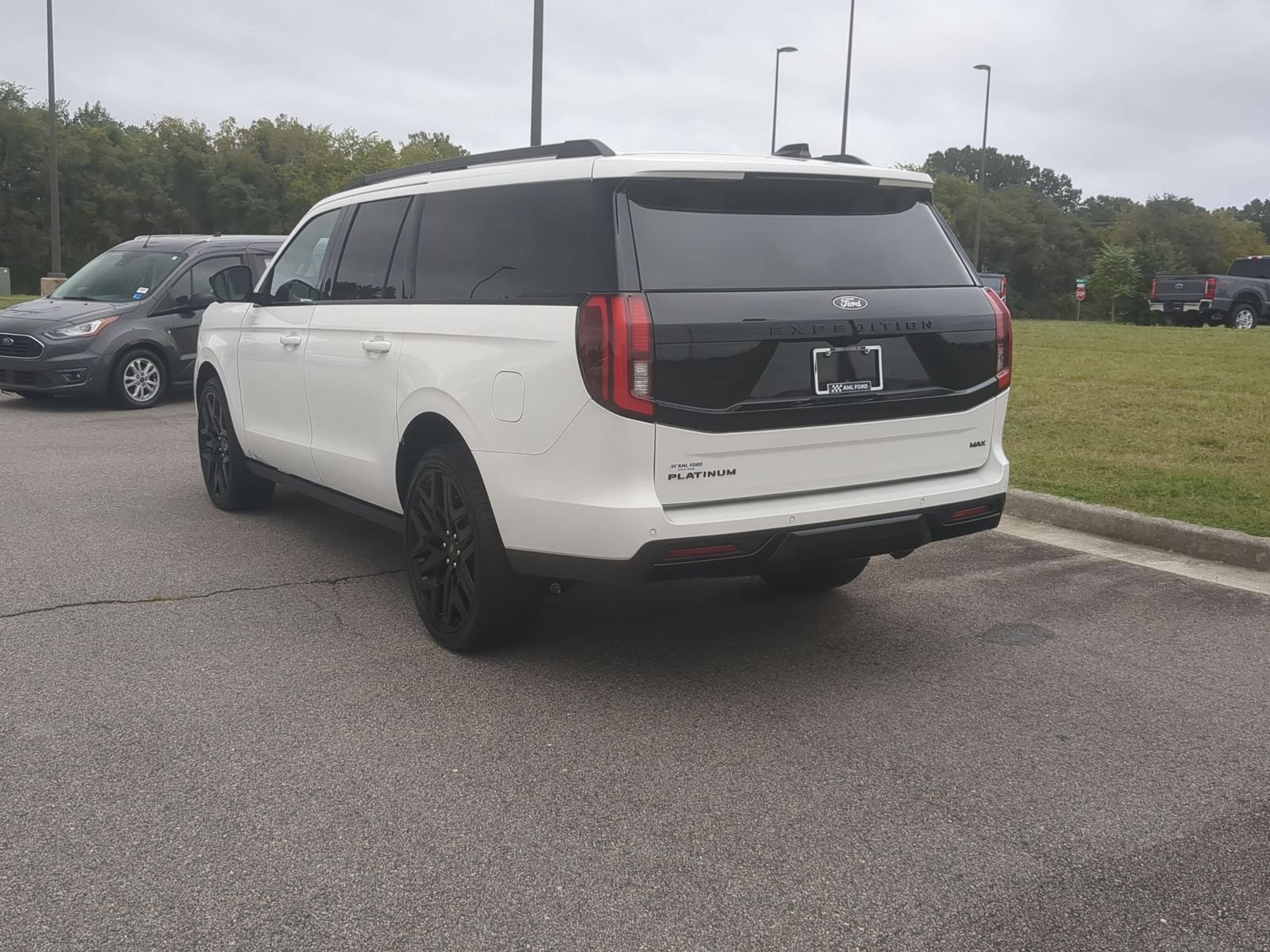 New 2027 Ford Expedition Max Platinum w/ Stealth Performance Package AWD/4WD image 5