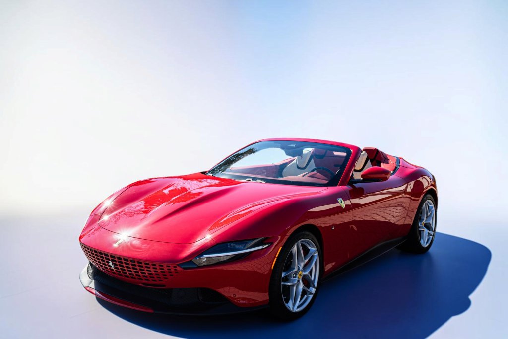 Certified 2025 Ferrari Roma Spider RWD image 10
