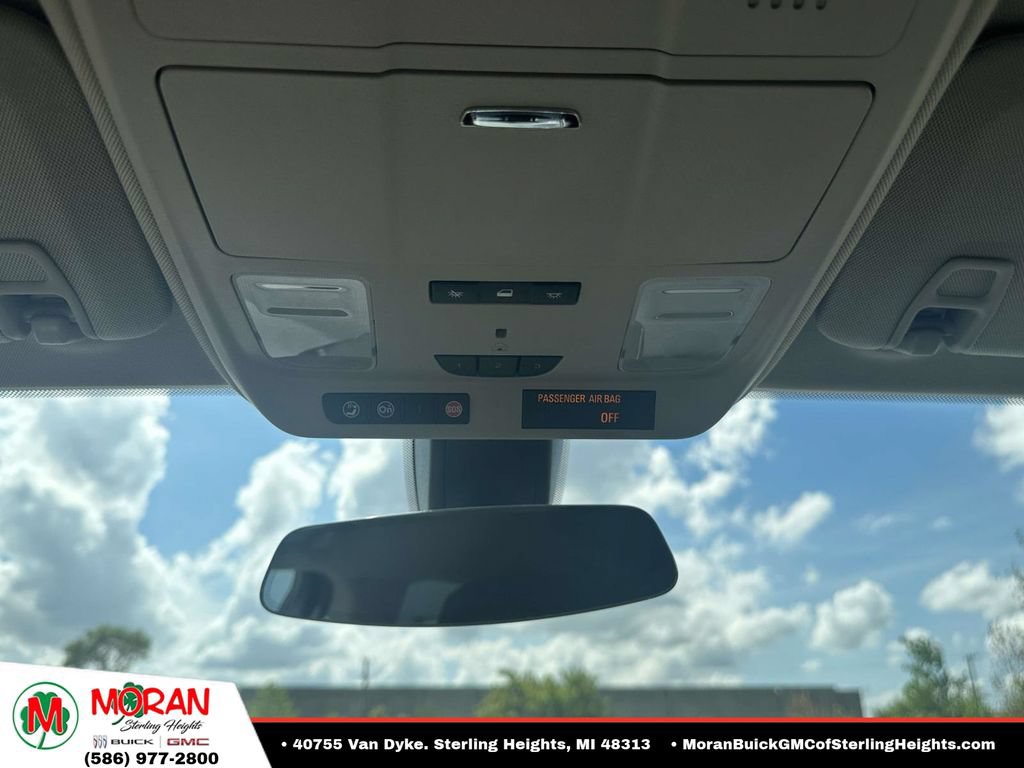 Certified 2019 Buick Envision Essence FWD image 29