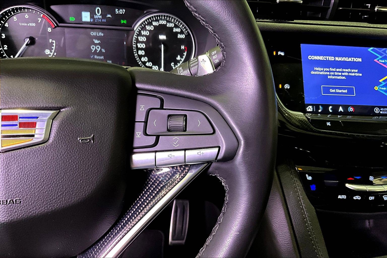 Used 2024 Cadillac XT6 Sport AWD/4WD image 12