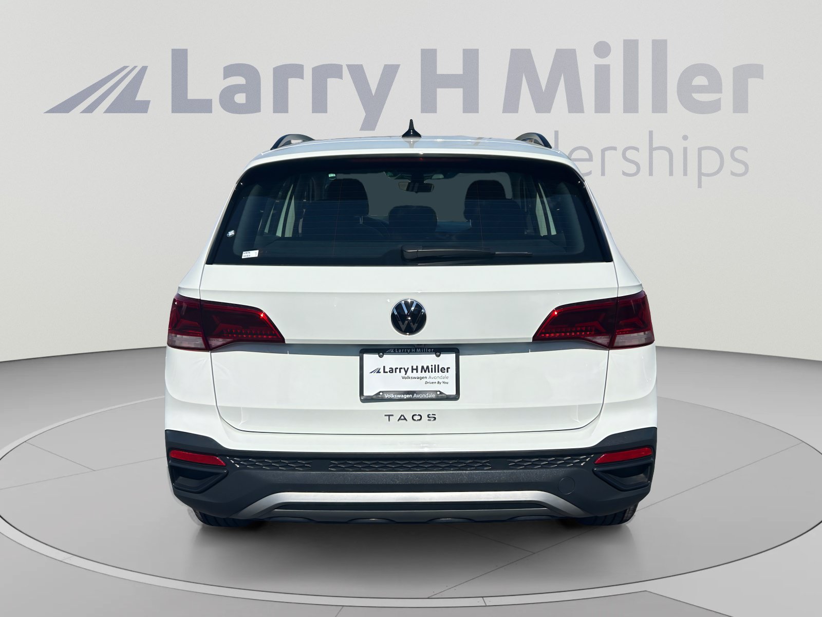Used 2024 Volkswagen Taos S FWD image 4