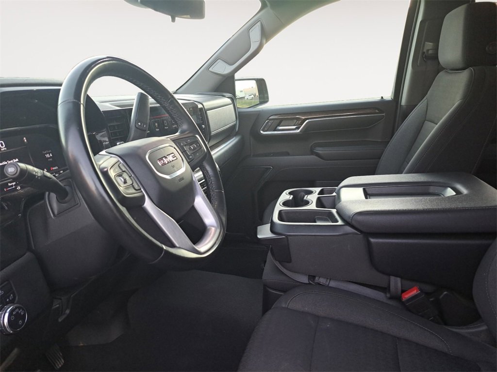Used 2024 GMC Sierra 1500 SLE image 9