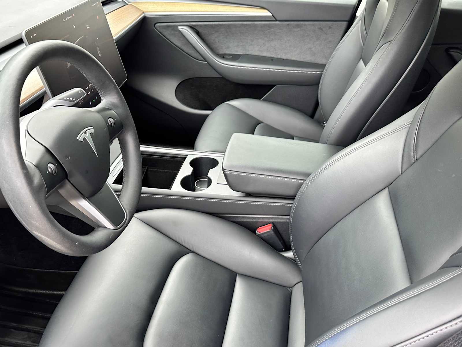 Used 2023 Tesla Model Y Long Range image 9