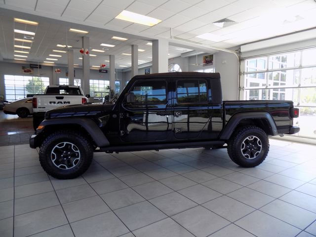 Certified 2023 Jeep Gladiator Sport AWD/4WD image 4