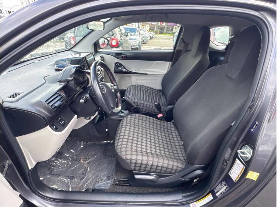 Used 2013 Scion iQ image 6
