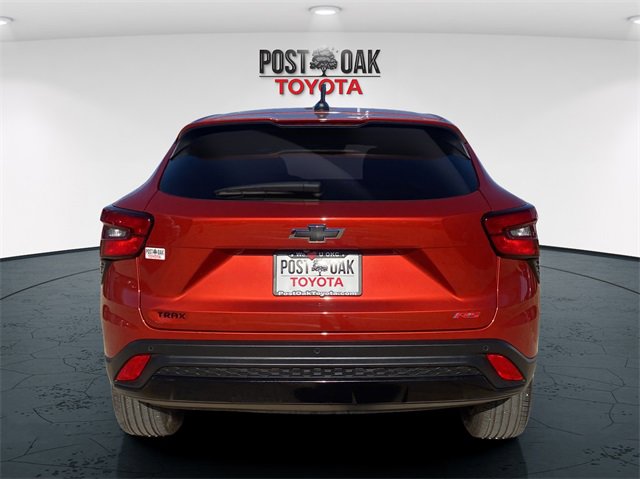 Used 2024 Chevrolet Trax RS w/ Driver Confidence Package image 6