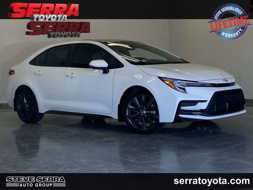 Used 2025 Toyota Corolla XSE image 1