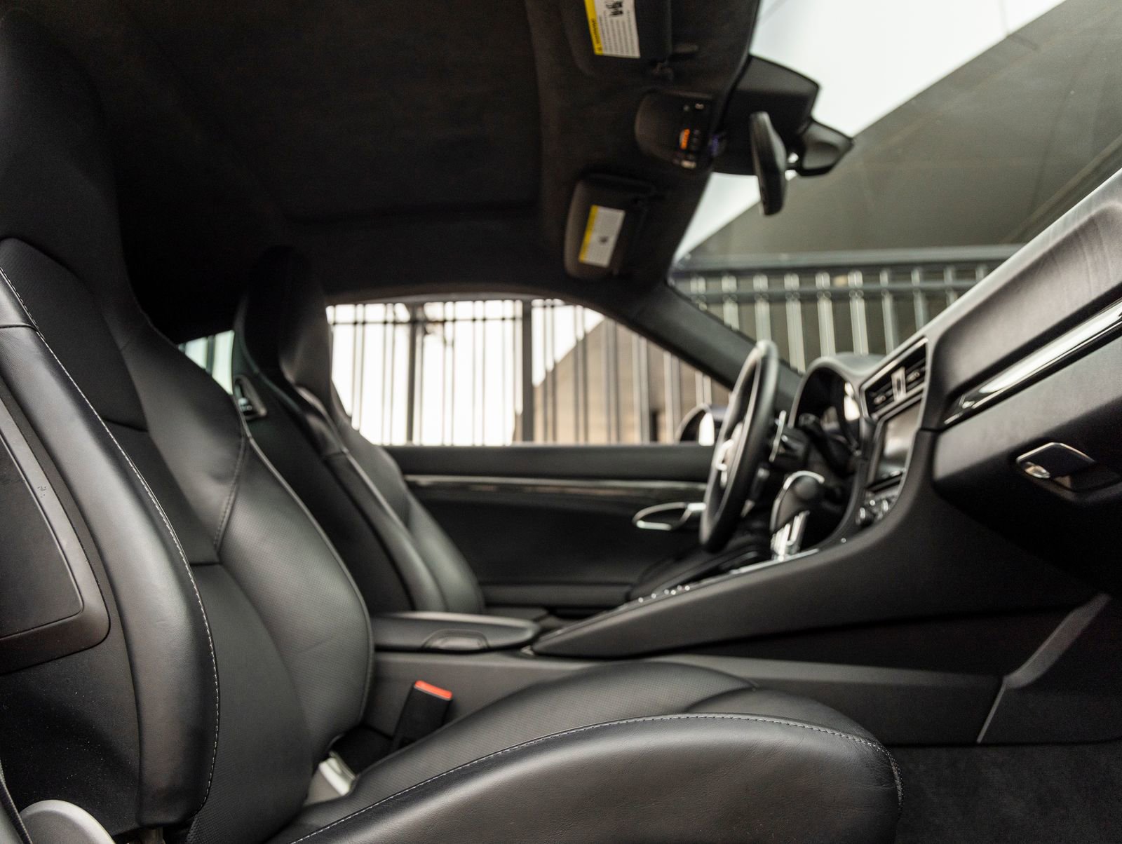 Certified 2014 Porsche 911 Turbo S image 37