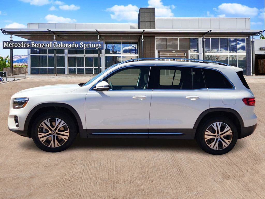 New 2026 Mercedes-Benz GLB 250 4MATIC image 4
