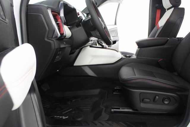 New 2026 GMC Canyon AT4X image 18