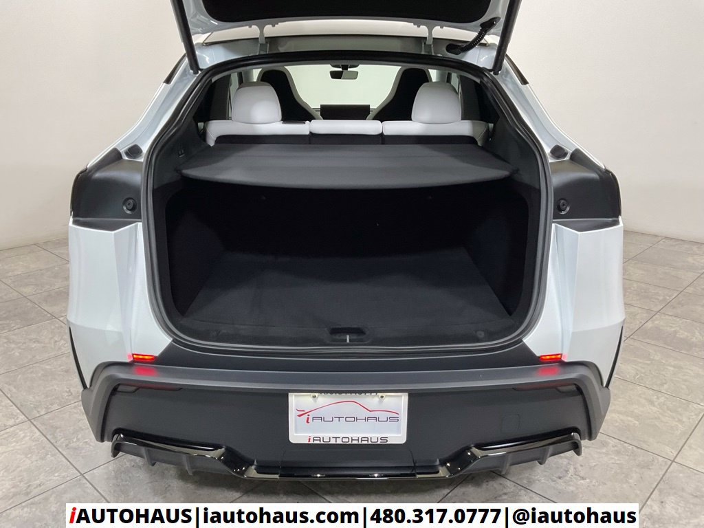 Used 2026 Tesla Model Y Performance AWD/4WD image 12