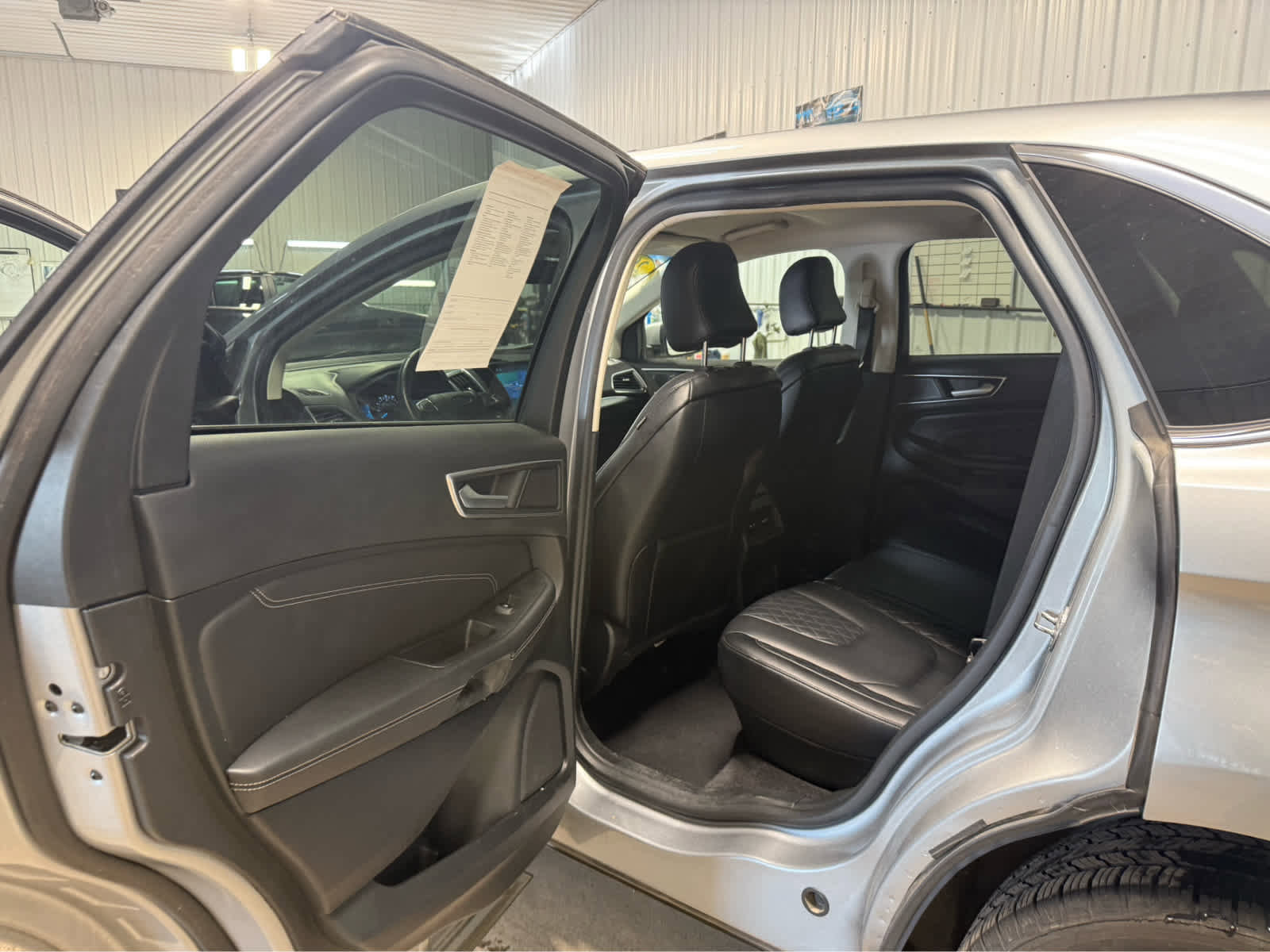 Used 2024 Ford Edge SEL image 16