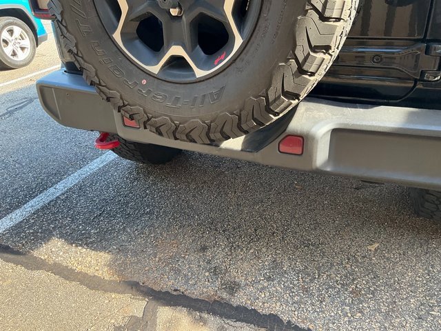 Used 2023 Jeep Wrangler Unlimited Rubicon w/ Cold Weather Group image 8