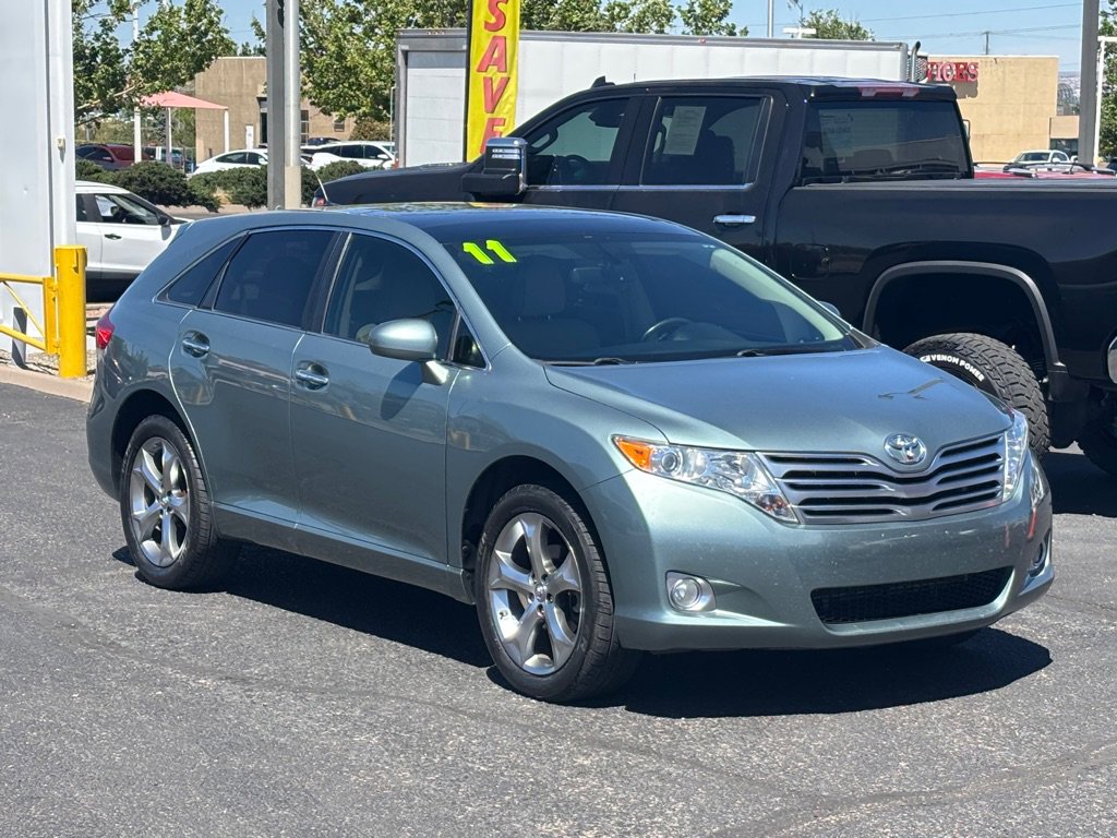Used 2011 Toyota Venza w/ Leather Pkg FWD image 4