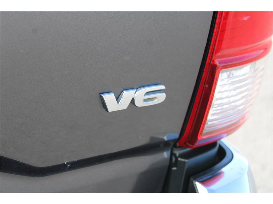 Used 2017 Toyota Tacoma TRD Off-Road w/ Tow Package image 33