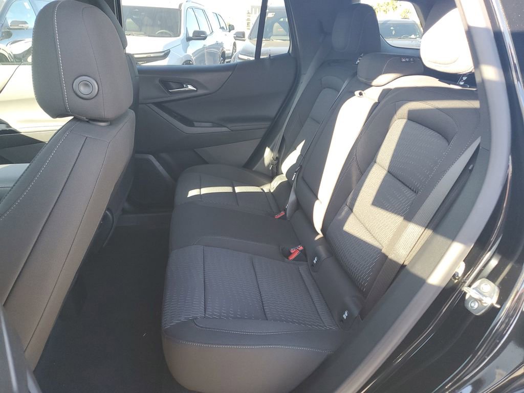 New 2026 Chevrolet Equinox LT w/ Safety and Technology Package image 12