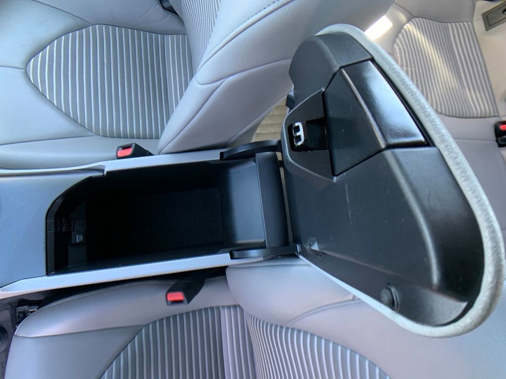 Used 2022 Toyota Camry SE image 28