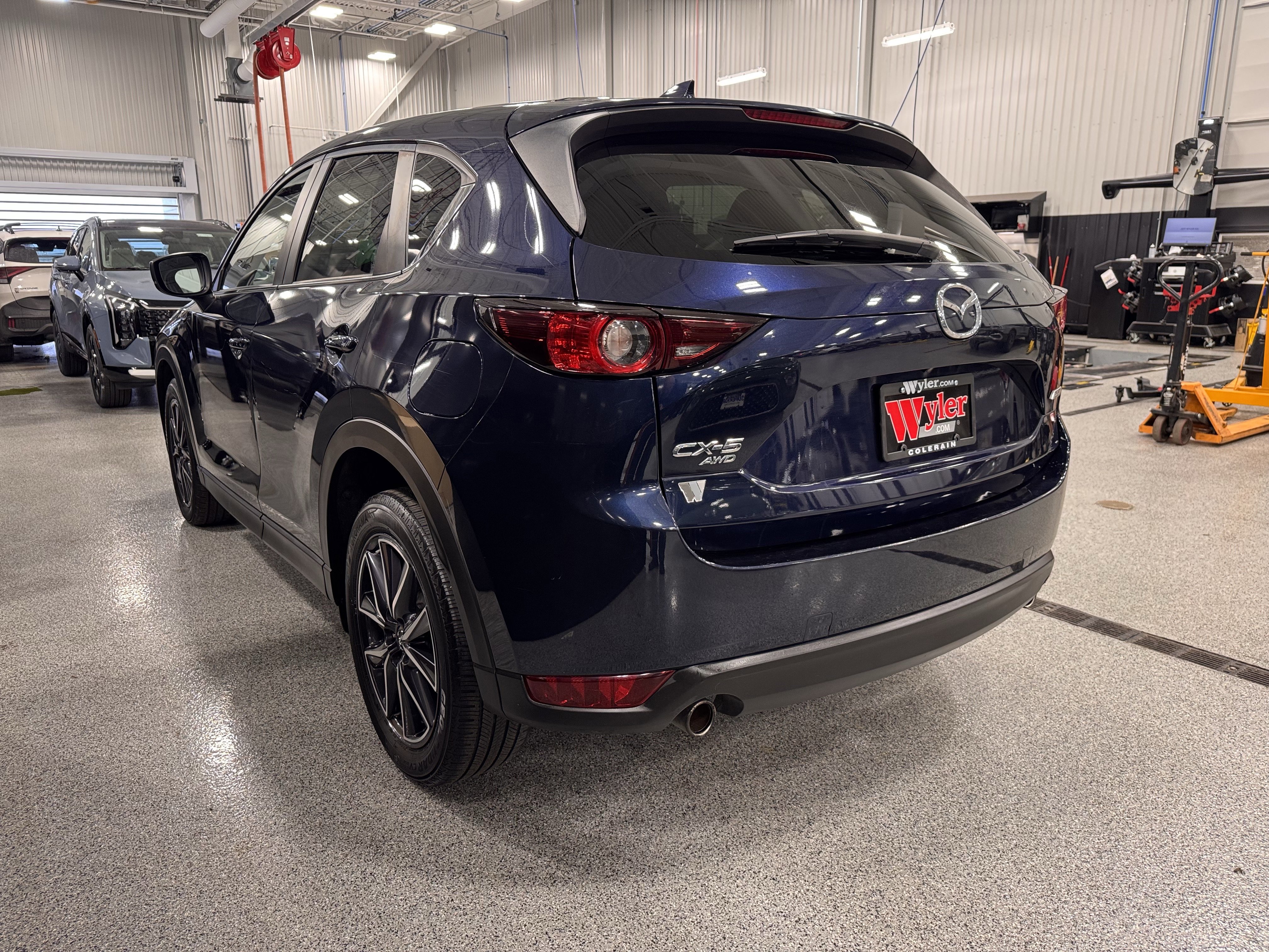 Used 2018 MAZDA CX-5 Touring w/ Preferred Equipment Package image 33