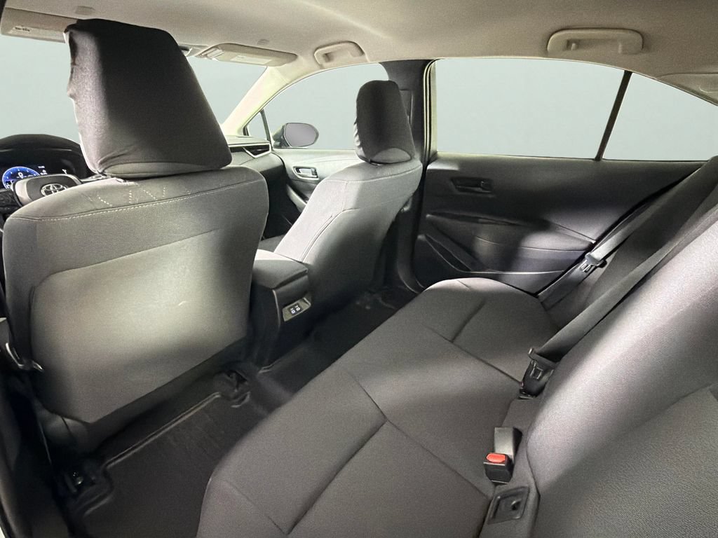 Used 2026 Toyota Corolla LE FWD image 27