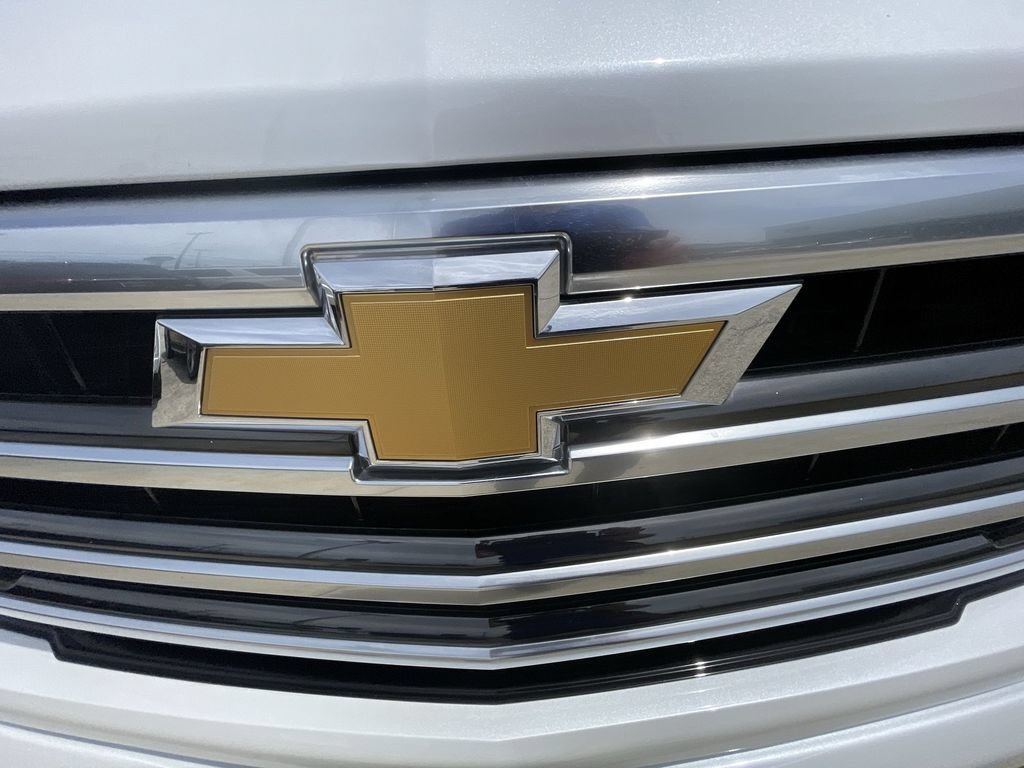 Certified 2024 Chevrolet Silverado 1500 High Country AWD/4WD image 31