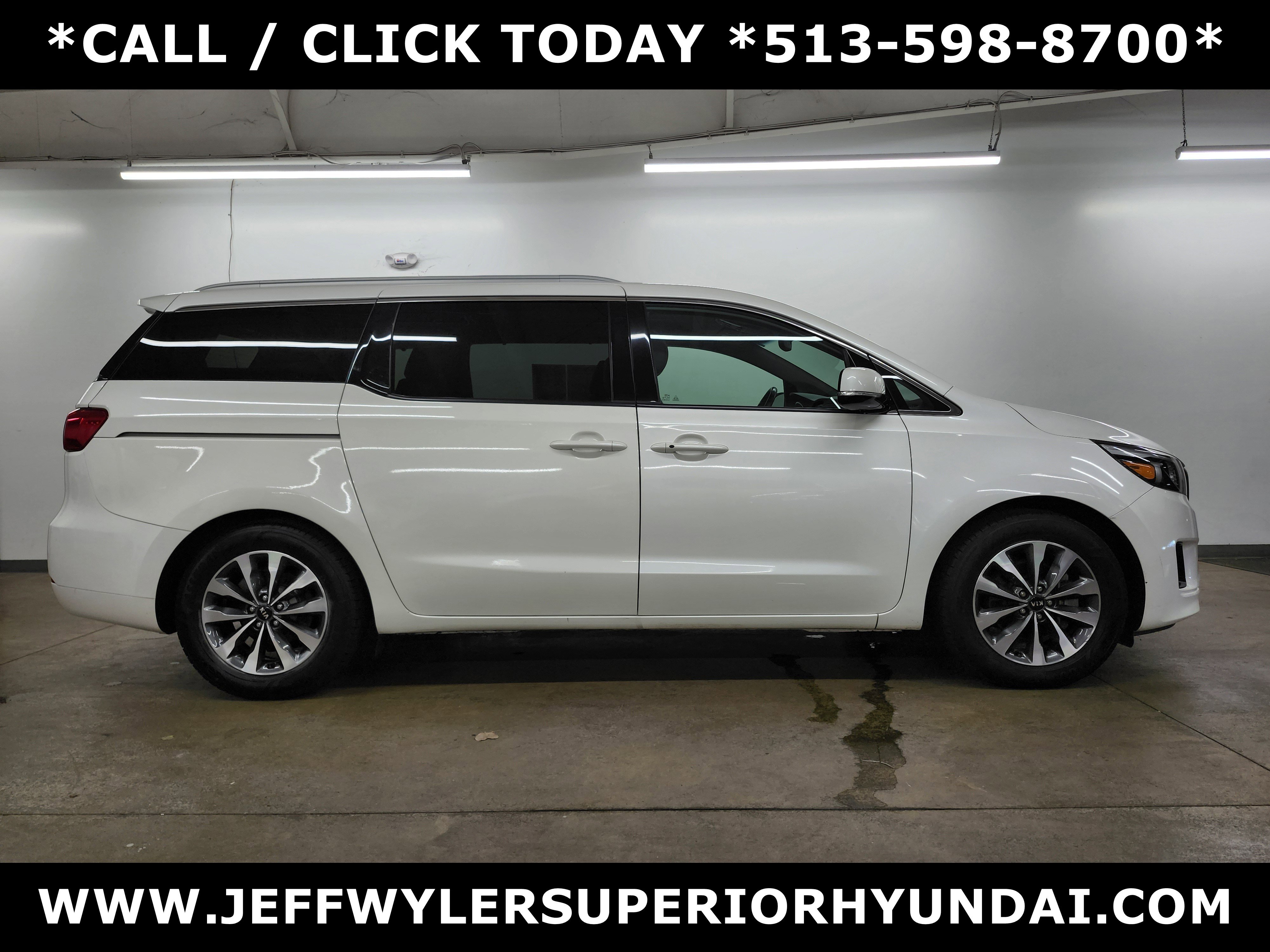 Used 2015 Kia Sedona SX image 2