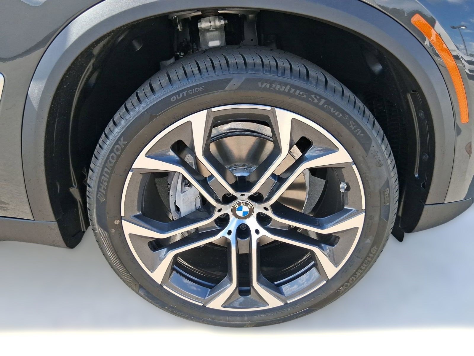 Used 2026 BMW X5 sDrive40i w/ Climate Comfort Package RWD image 11