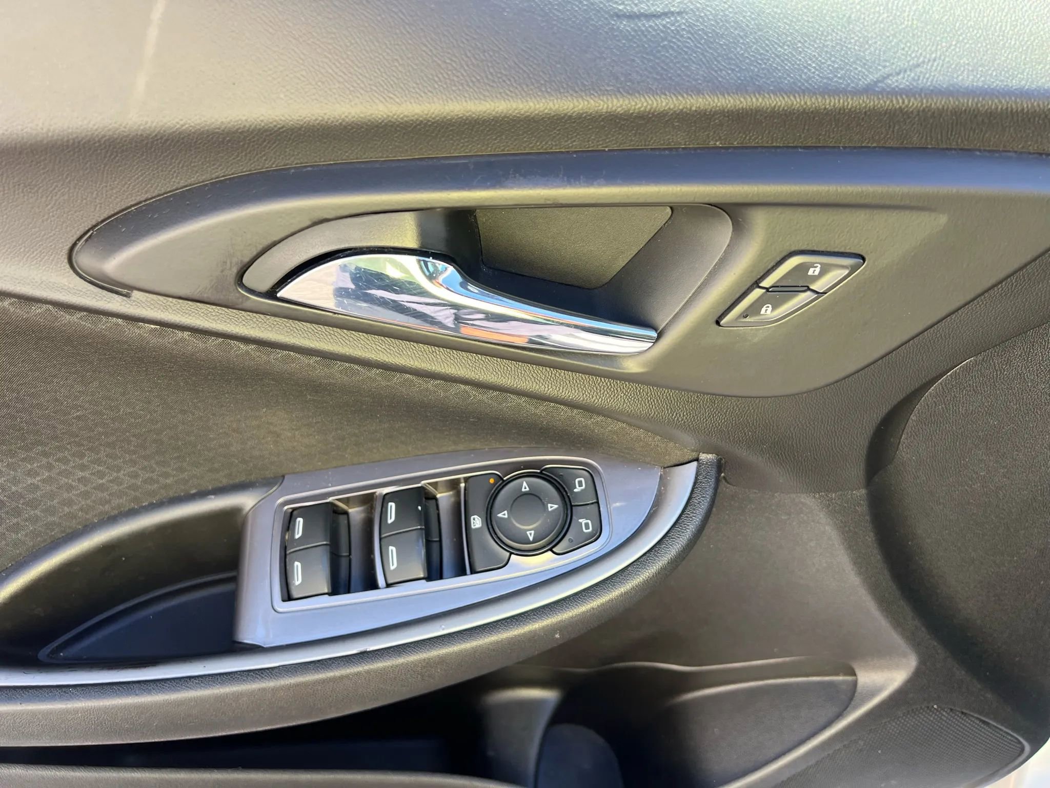 Used 2020 Chevrolet Malibu LS w/ LPO, Convenience Package 1 image 19