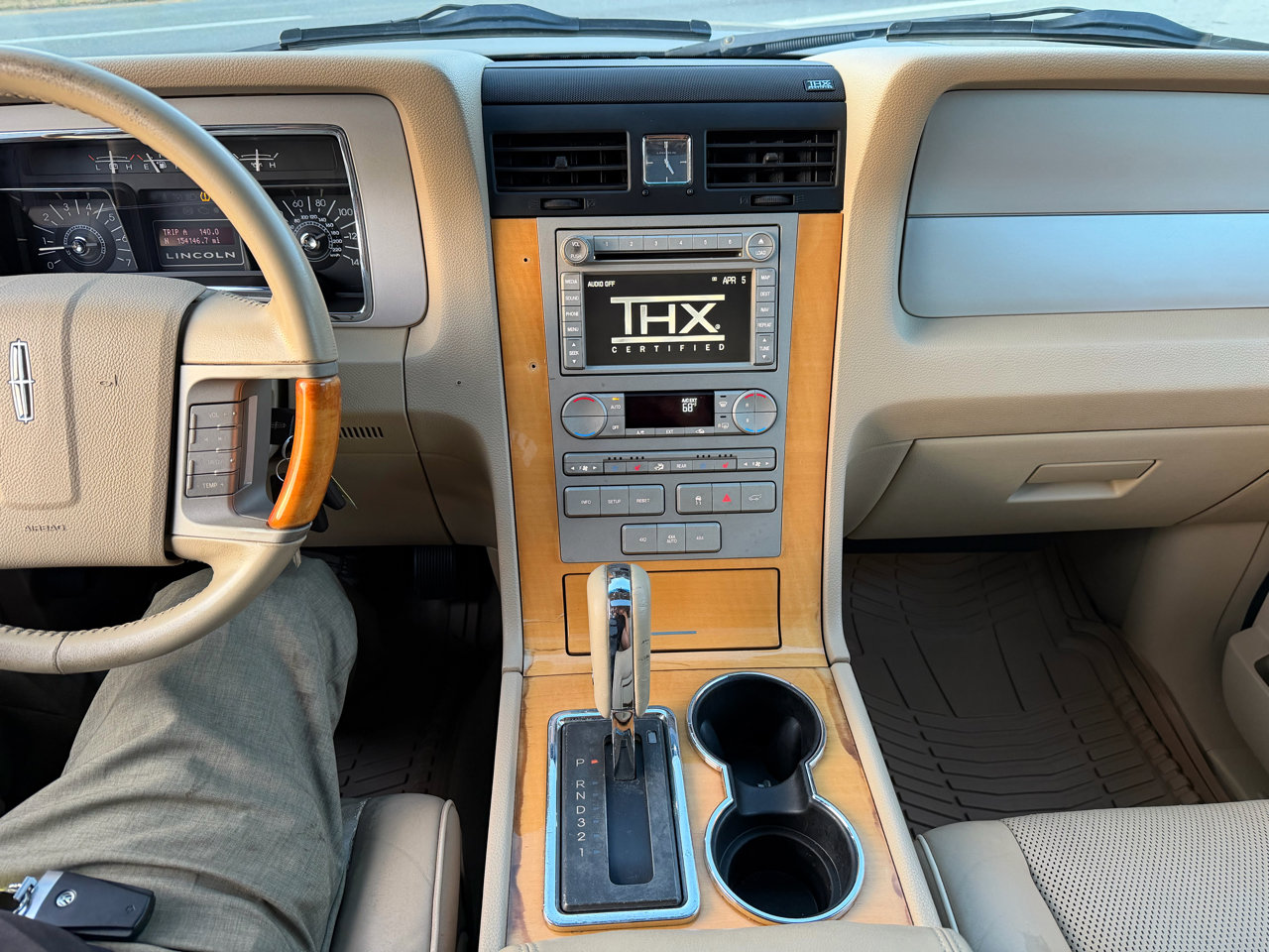 Used 2008 Lincoln Navigator 4WD image 14