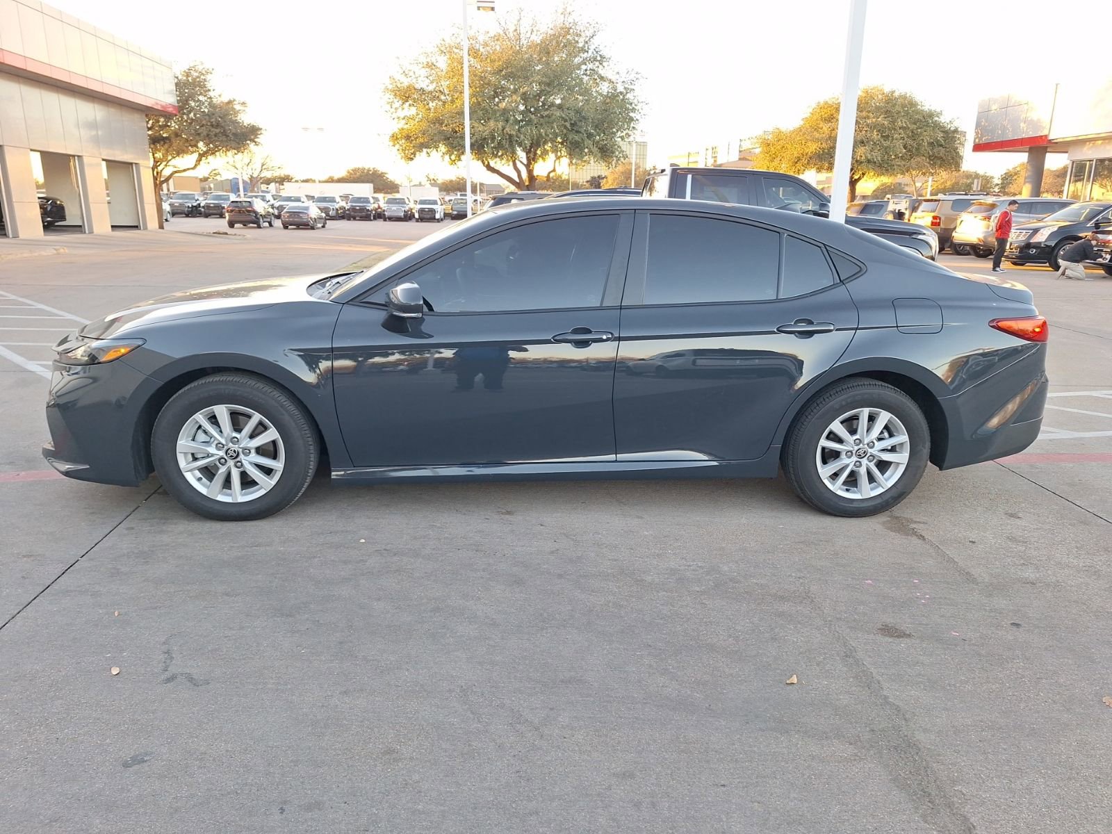 Used 2026 Toyota Camry LE w/ Convenience Package image 3