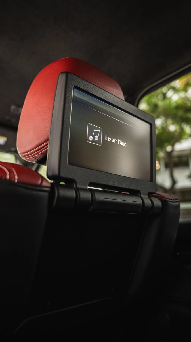 Used 2021 Dodge Durango SRT Hellcat w/ Premium Interior Group AWD/4WD image 23