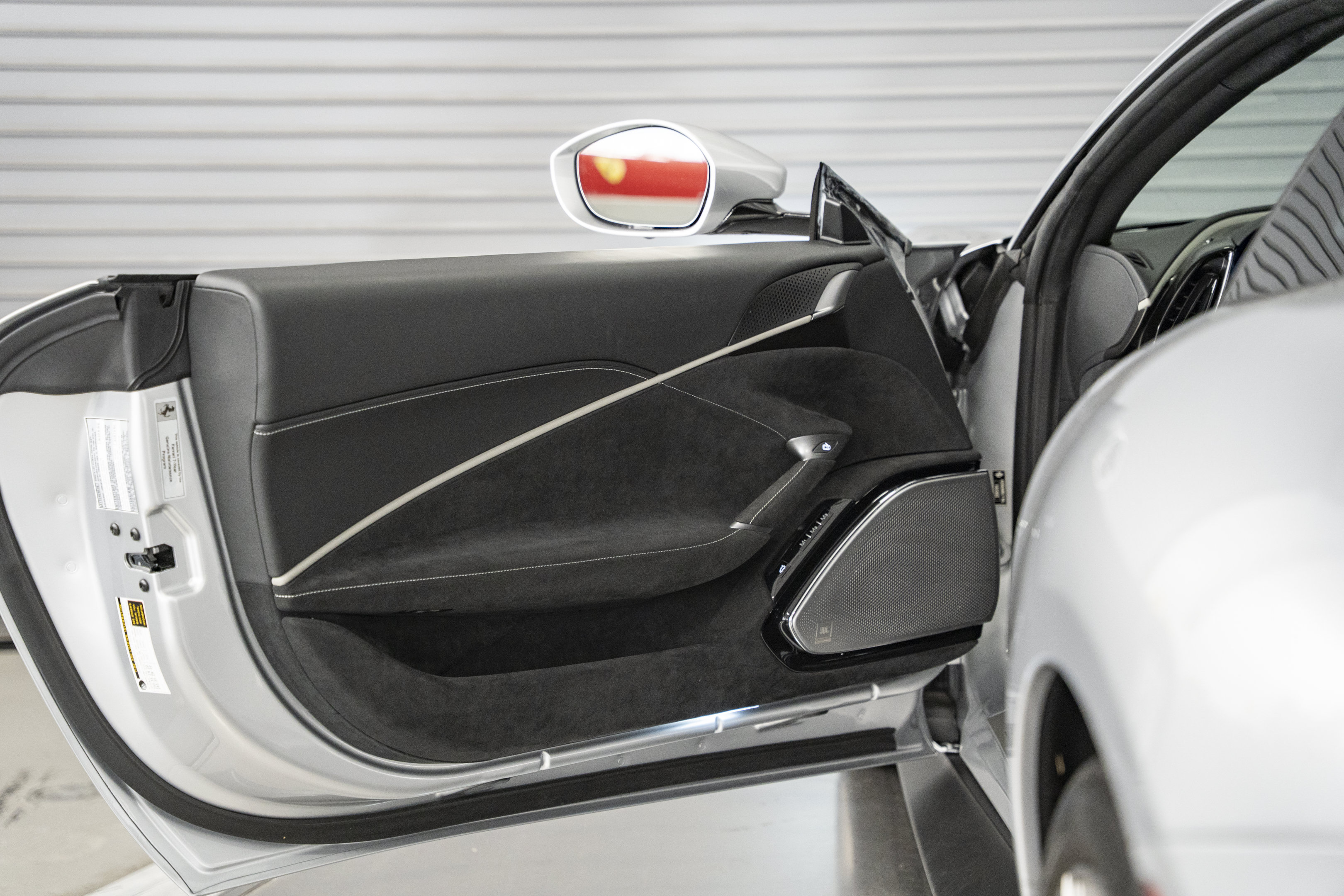 Used 2021 Ferrari Roma RWD image 17