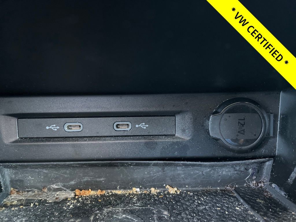 Used 2021 Volkswagen Tiguan SE AWD/4WD image 17