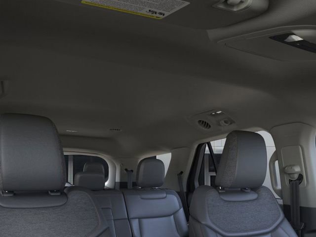 New 2025 Ford Explorer Active w/ Active Comfort Package image 22