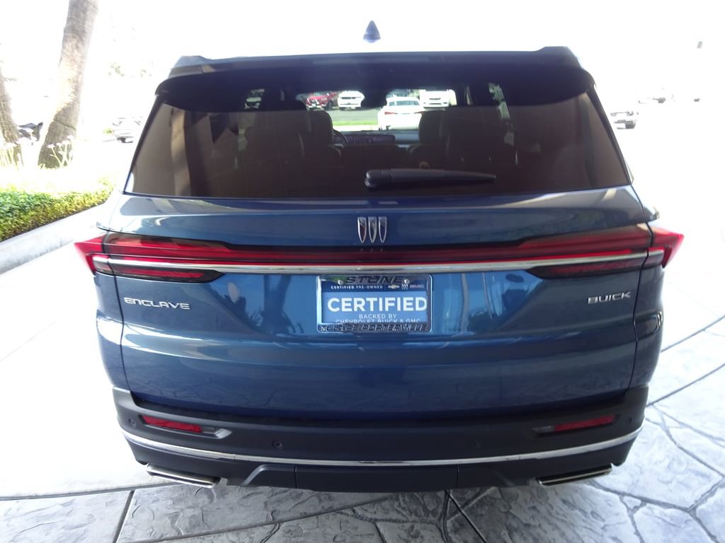 Certified 2025 Buick Enclave Preferred FWD image 10