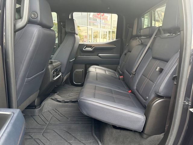 Used 2023 Chevrolet Silverado 1500 High Country w/ Technology Package image 23