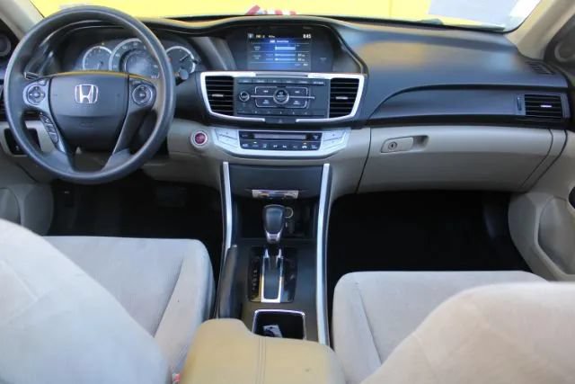 Used 2015 Honda Accord EX image 11