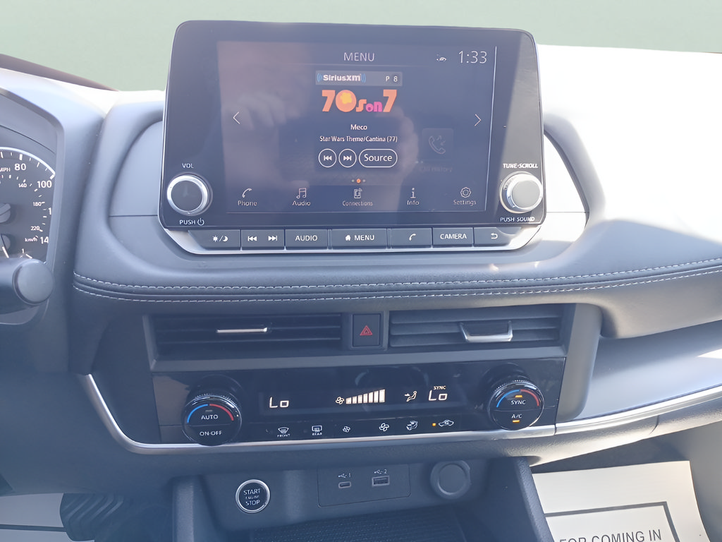 Used 2023 Nissan Rogue SV AWD/4WD image 15
