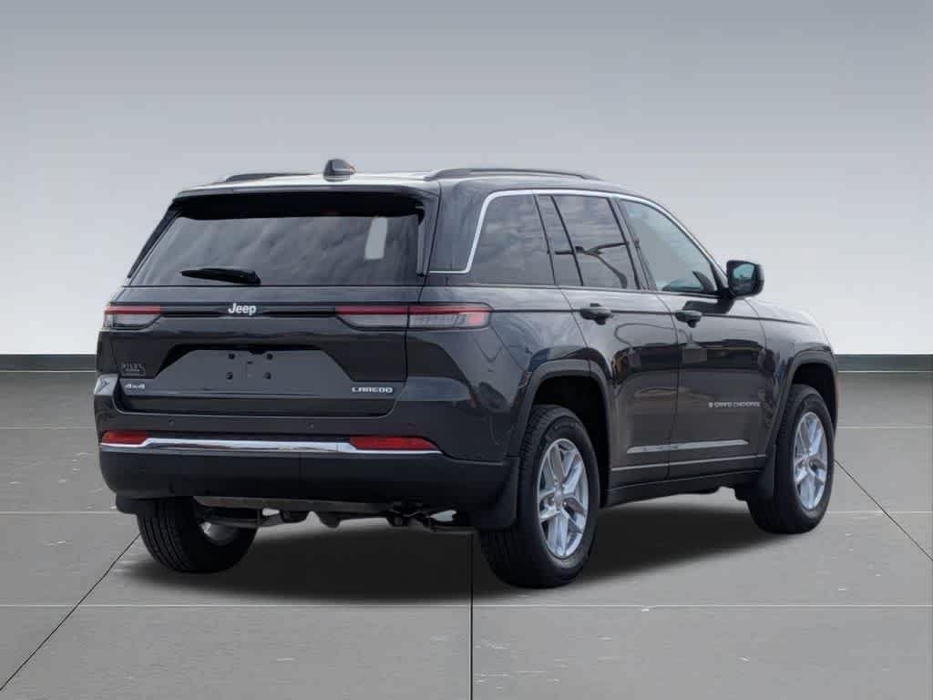 Certified 2025 Jeep Grand Cherokee Laredo X w/ Luxury Tech Group I AWD/4WD image 6