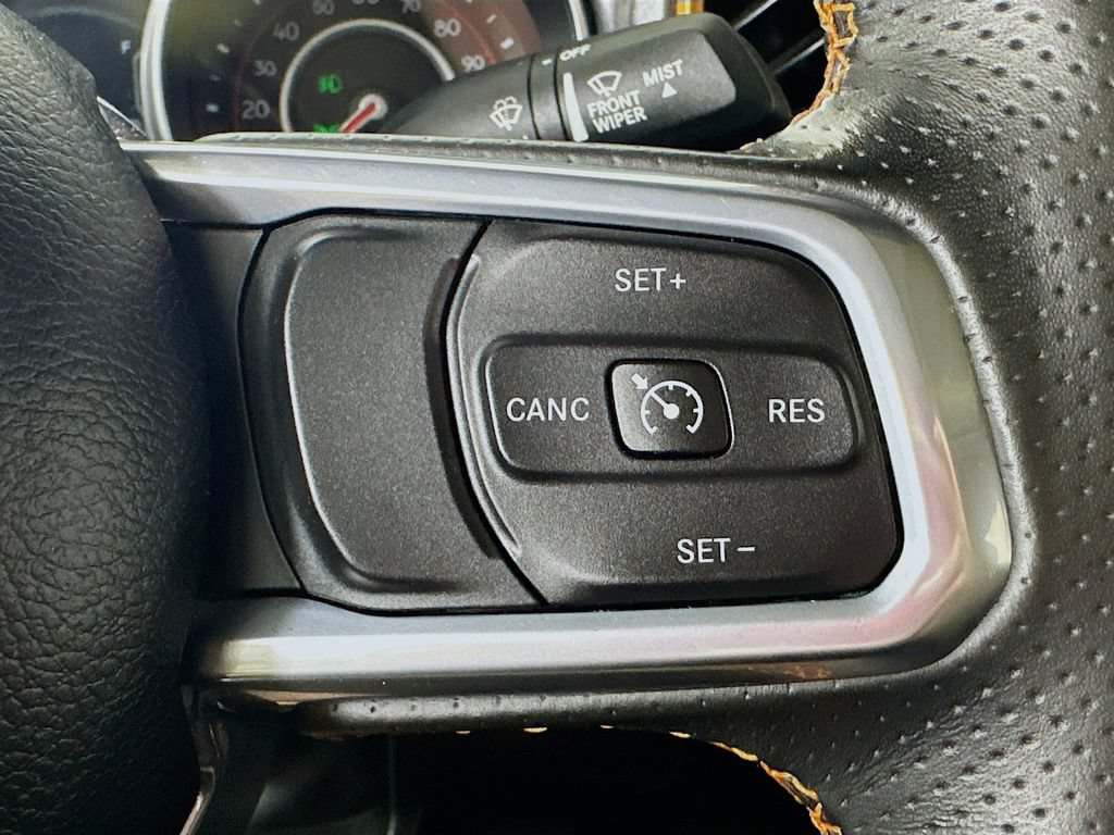 Used 2022 Jeep Gladiator Mojave w/ Dual Top Group AWD/4WD image 23
