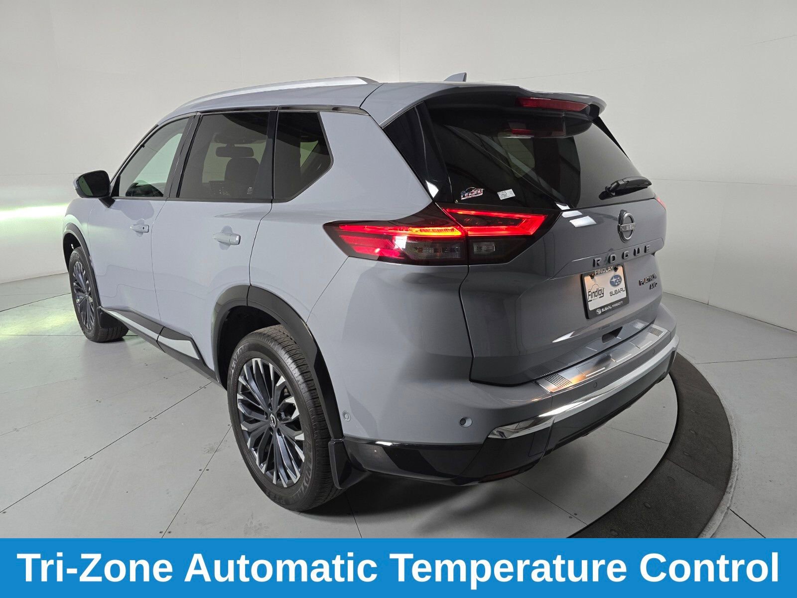 Used 2024 Nissan Rogue Platinum w/ Platinum Premium Package image 4