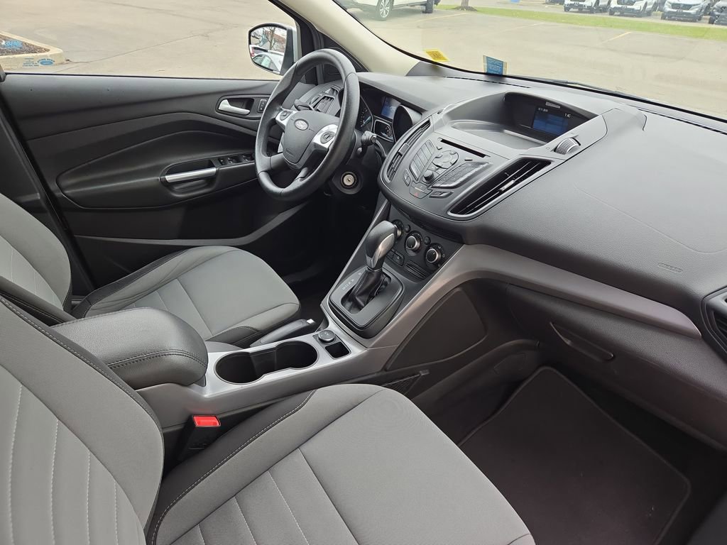 Used 2015 Ford Escape SE image 26