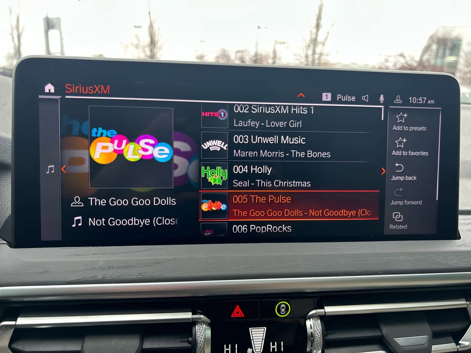 Certified 2024 BMW X3 xDrive30i w/ Premium Package image 28