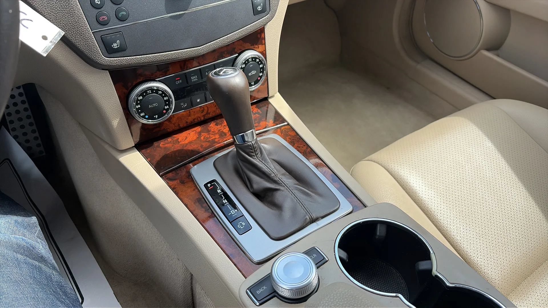 Used 2010 Mercedes-Benz C 300 4MATIC Sedan image 21
