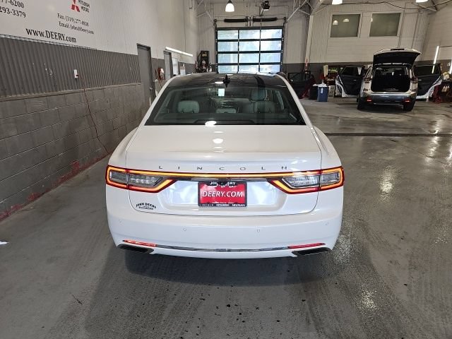 Used 2018 Lincoln Continental Select w/ Continental Climate Package AWD/4WD image 4