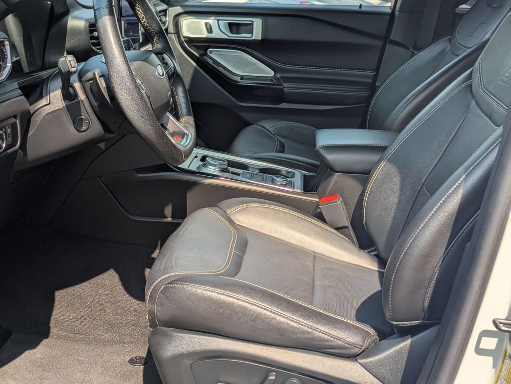 Used 2022 Ford Explorer ST w/ Equipment Group 401A AWD/4WD image 11