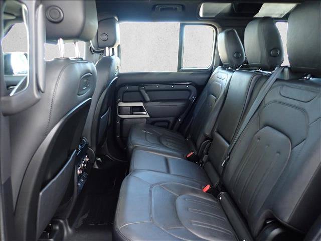 Used 2022 Land Rover Defender 110 XS Edition AWD/4WD image 9