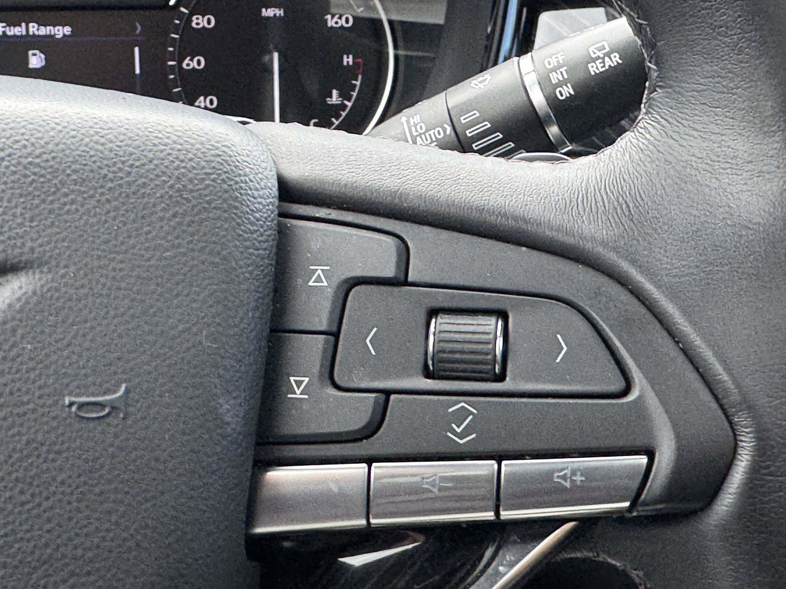 Certified 2023 Cadillac XT6 Premium Luxury image 19