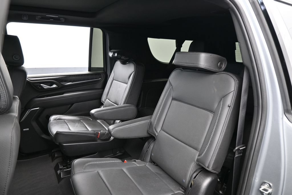 Used 2024 GMC Yukon XL Denali RWD image 46